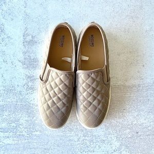 MOSSIMO Quilted Grey Flats